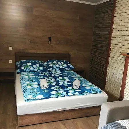 Aqua Apartmanhaz Apartman