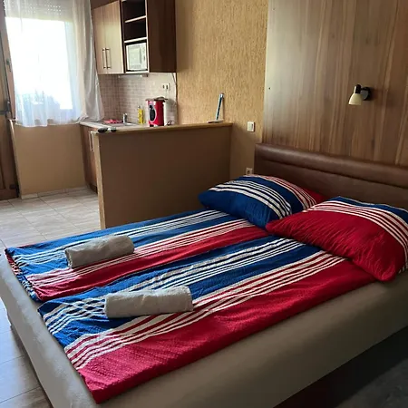 Apartman Aqua Apartmanhaz Siófok